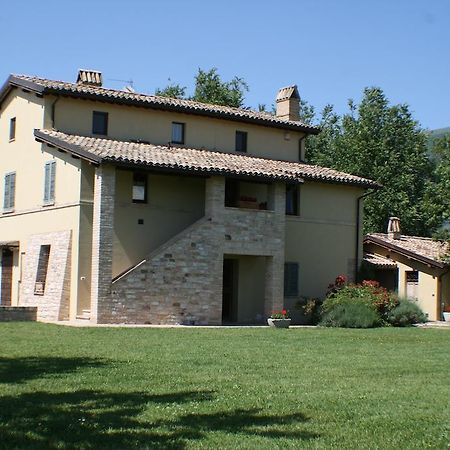Gasthaus Residenza Isabella Spello Exterior foto