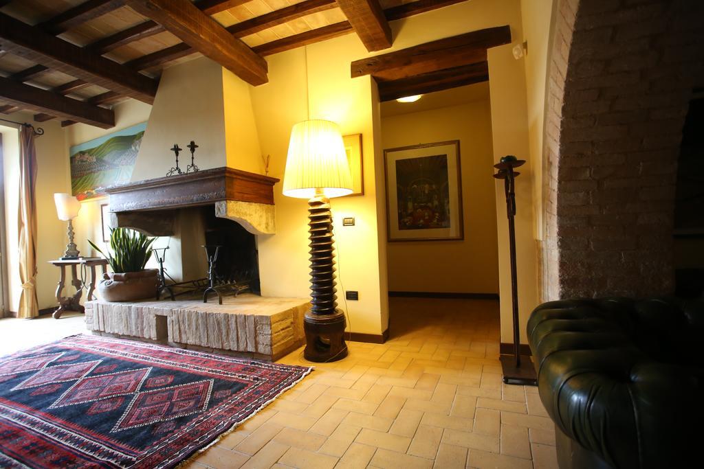 Gasthaus Residenza Isabella Spello Zimmer foto